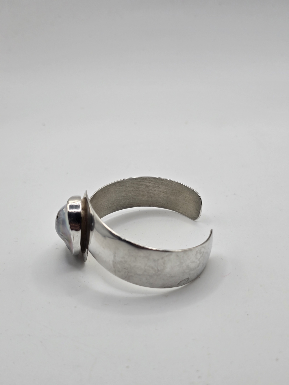 Jay King Desert Rose Trading Sterling Silver Cuff Bracelet with Iridescent MOP - Picture 6 of 9